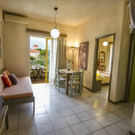 Lycasti Maisonettes شقة فندقية Tavronitis