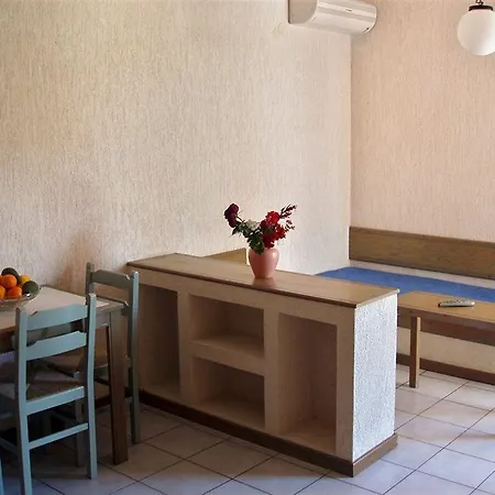 شقة فندقية Lycasti Maisonettes Tavronitis