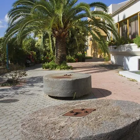 Hotel apartamentowy Lycasti Maisonettes 2*